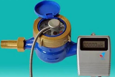 有線遠(yuǎn)傳水表如何接水管？廠家為你科普！